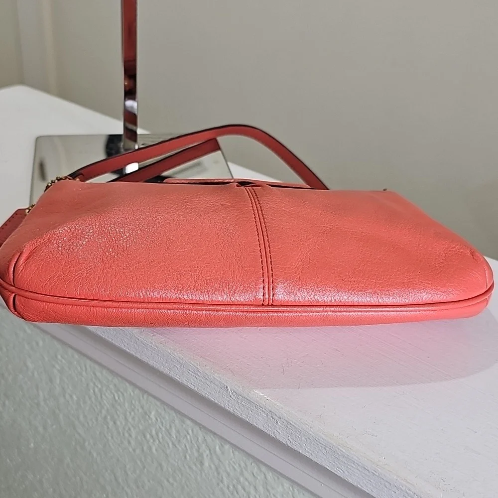 Coach Orange Smooth Leather Pleated Mini Bag/Convertible Wristlet EUC - Picture 7 of 16
